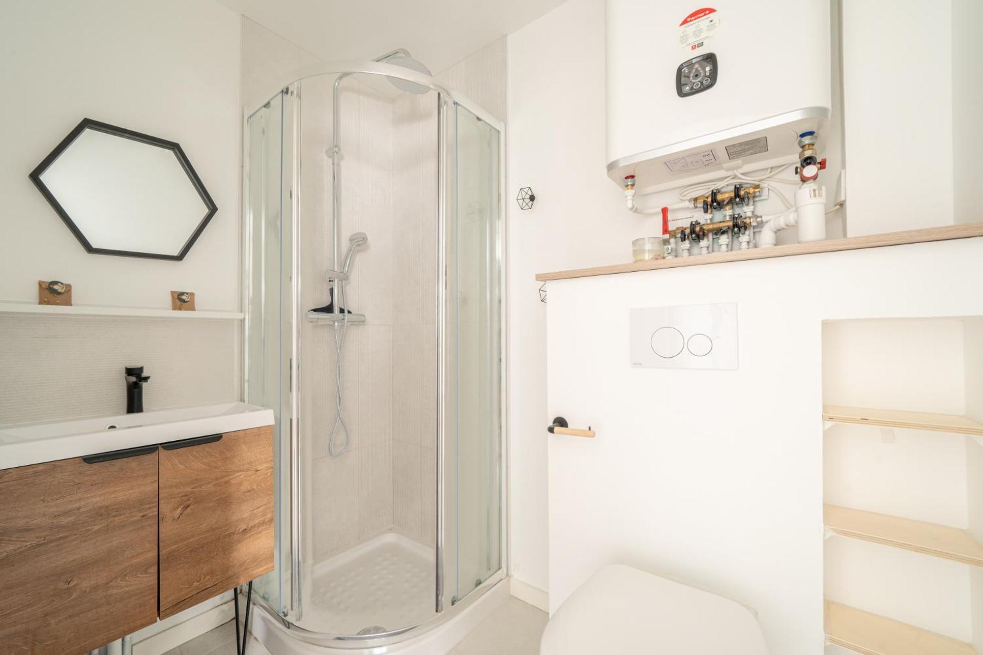 Suite Le Studio Litchi Baigne De Lumieres & Proche Des Plages Saint-Nazaire  Esterno foto